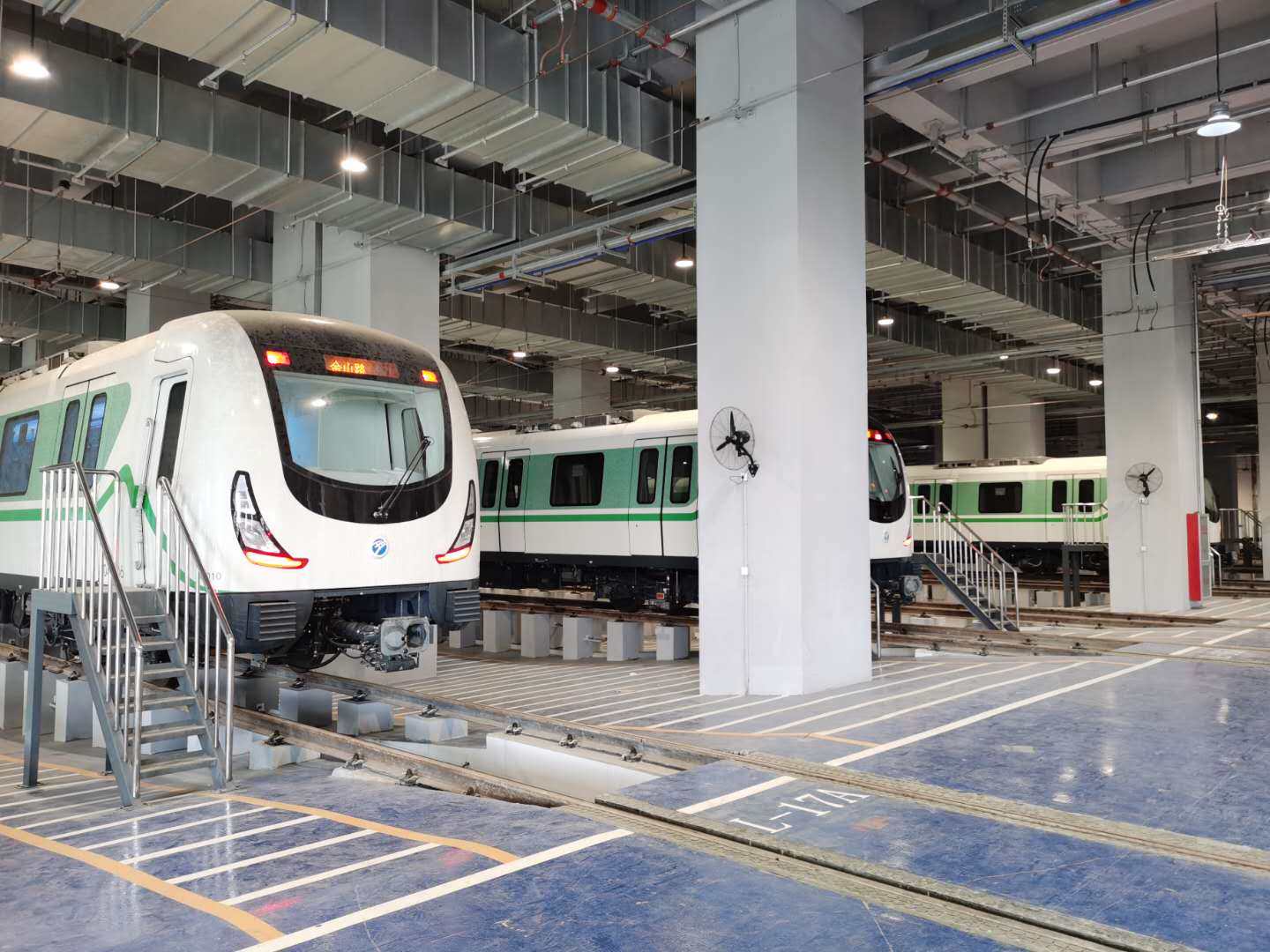 電源浪涌保護(hù)器